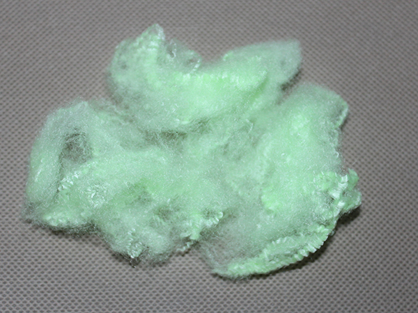 各種顏色的丙綸短纖維,丙綸短纖維的生產(chǎn),改性丙綸短纖維,常熟賽芙蓉